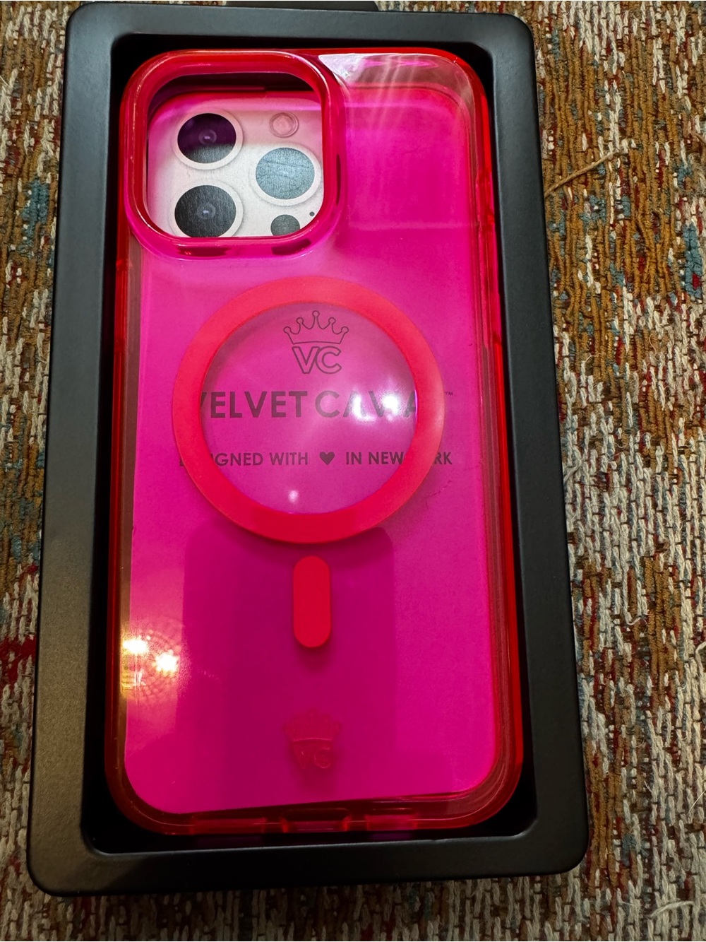 Velvet Caviar neon pink iPhone 15 pro max MagSafe protective case - Picture 3 of 8